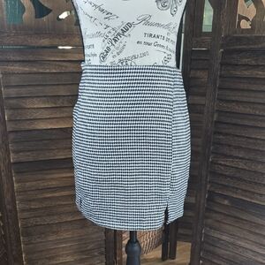 Y2K Love on a Hanger Monochrome Houndstooth Pencil Skirt